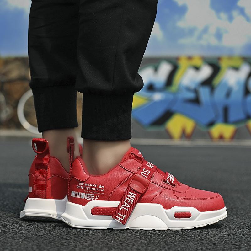 ’Celestial Legend‘ Sneakers