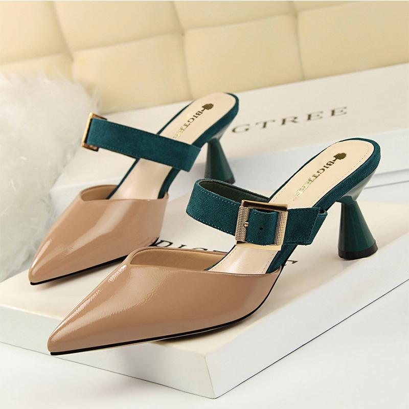 Date Pointed Toe Buckle Strap Slippers