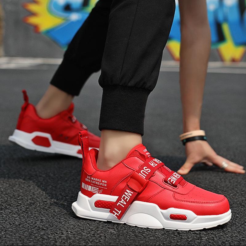 ’Celestial Legend‘ Sneakers