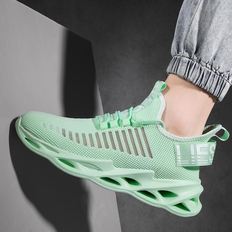 Phantom Blade D9 Sneaker