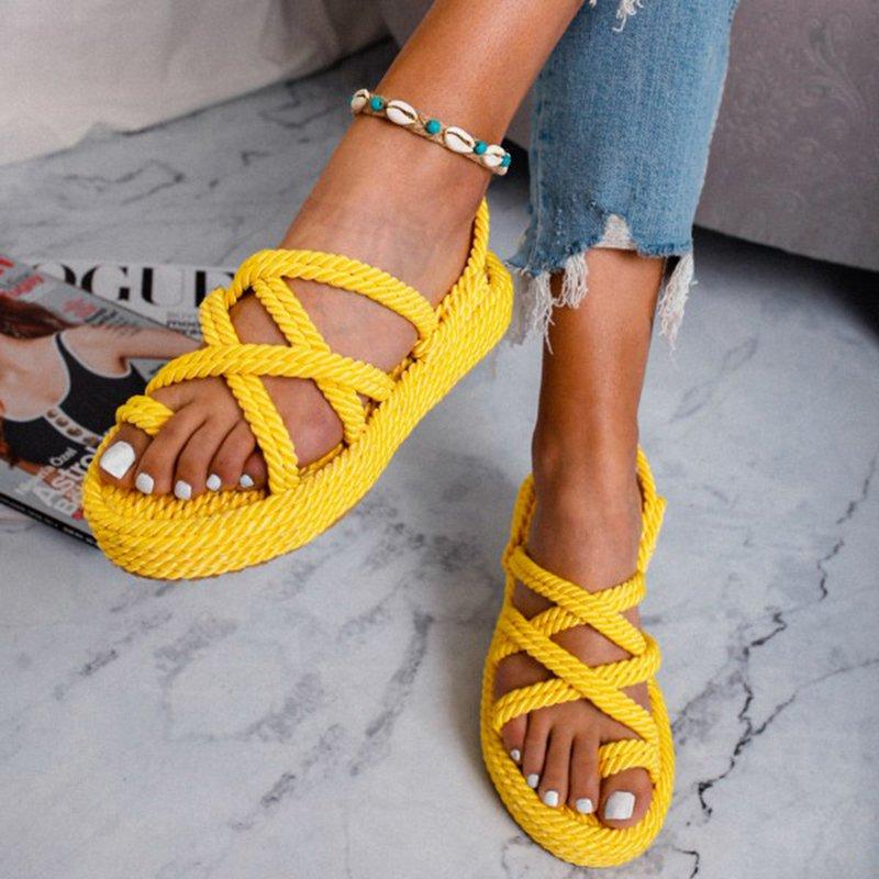 Women Criss Cross Lace-Up Casual Sandals