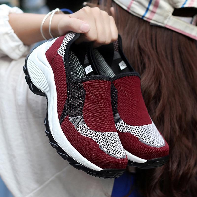 Women's Outdoor Casual Light Breathable Mesh Non-slip Shoes