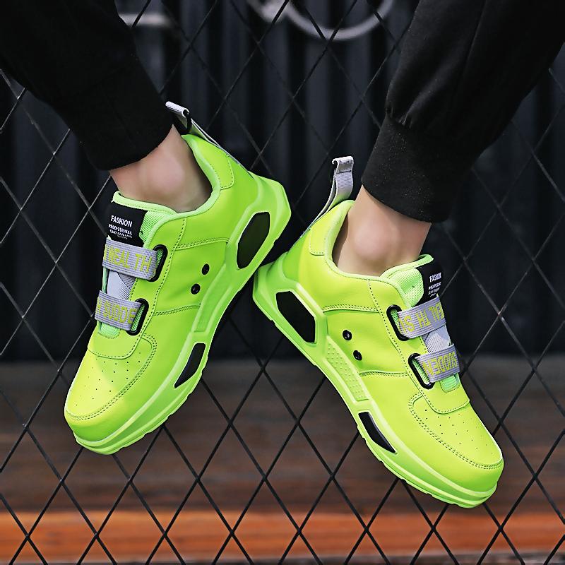 ’Celestial Legend‘ Sneakers