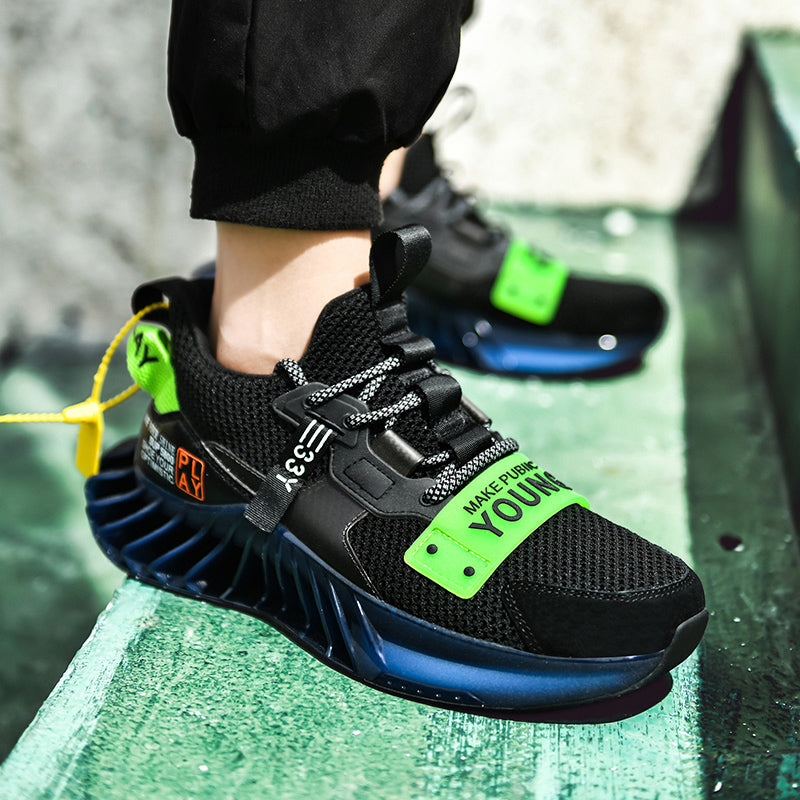 Men Young 33 Blade Sneaker