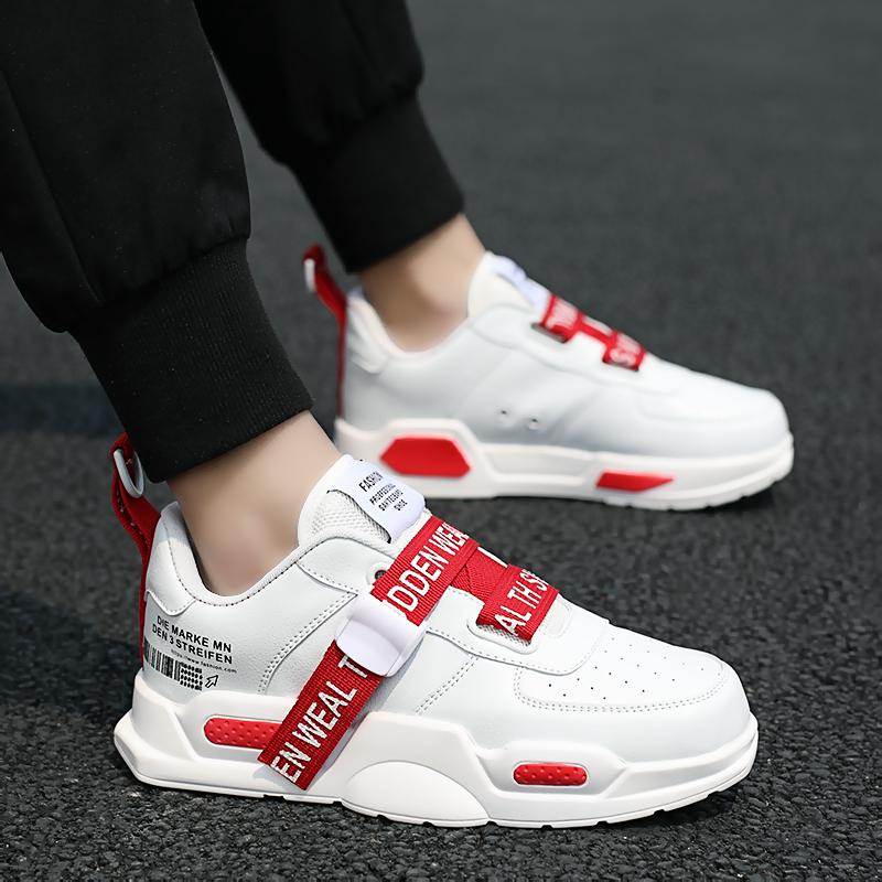 ’Celestial Legend‘ Sneakers