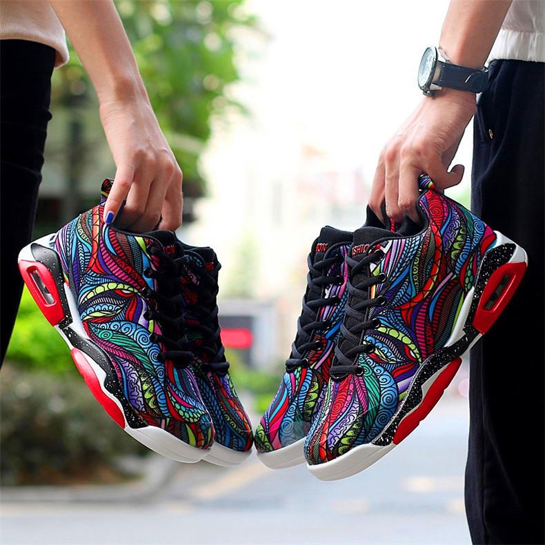 GM7 Kaleidos Sneakers