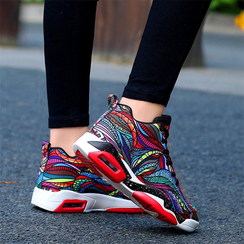GM7 Kaleidos Sneakers
