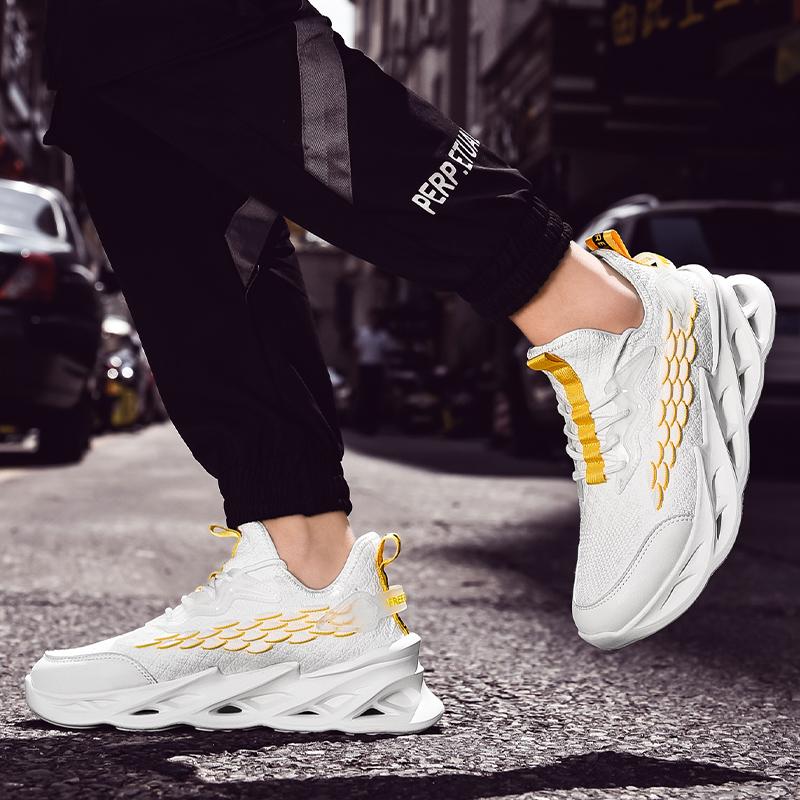 Fly Weaving Lightweight Blade Sneaker