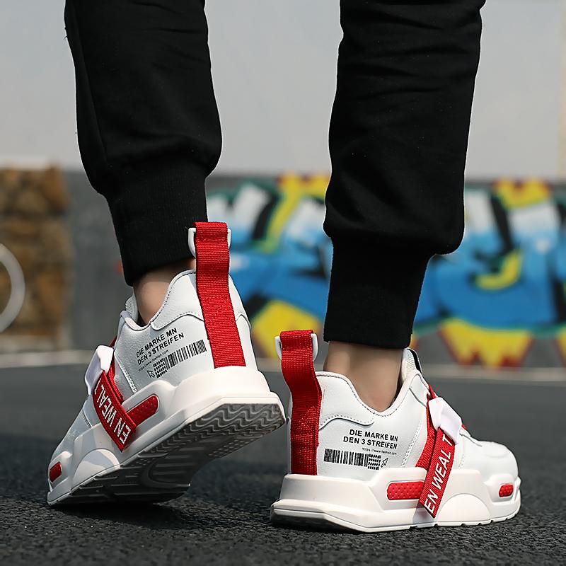 ’Celestial Legend‘ Sneakers