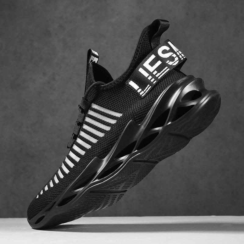 Phantom Blade D9 Sneaker