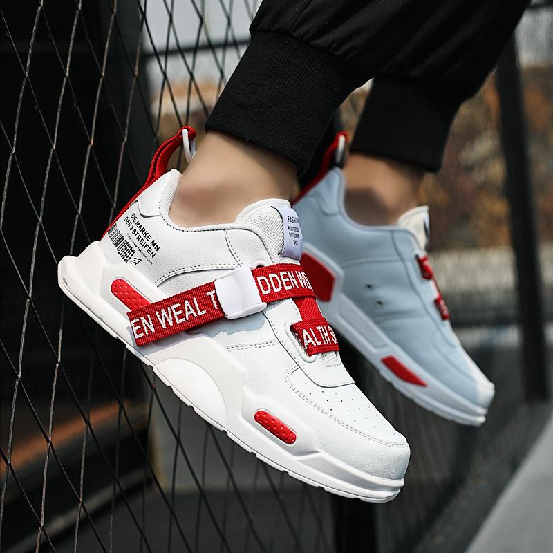 ’Celestial Legend‘ Sneakers