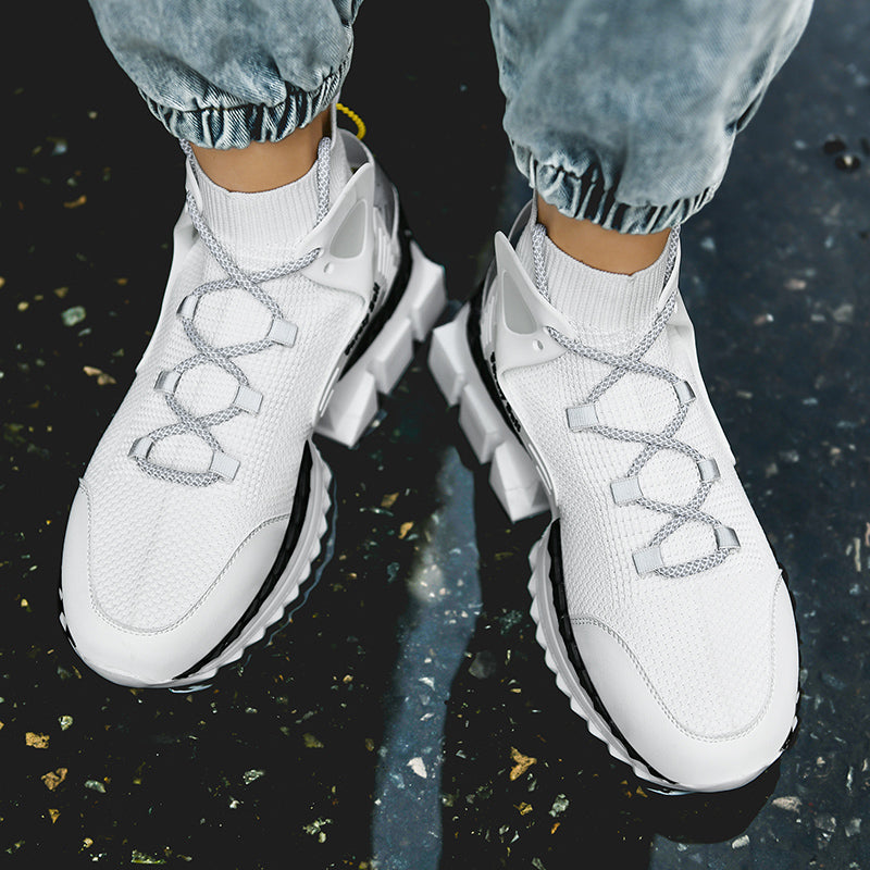 Lightweight Unruly Bull Sneaker