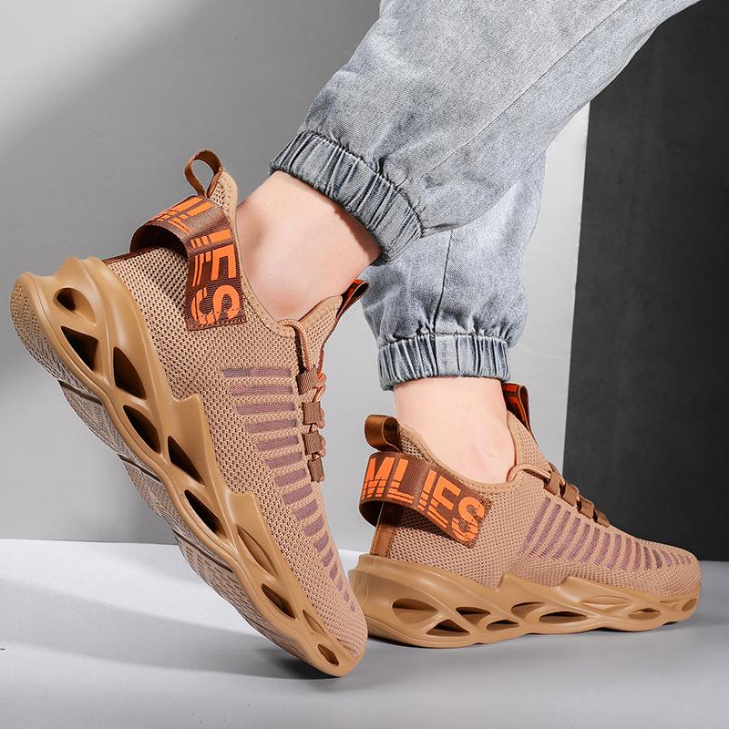 Phantom Blade D9 Sneaker