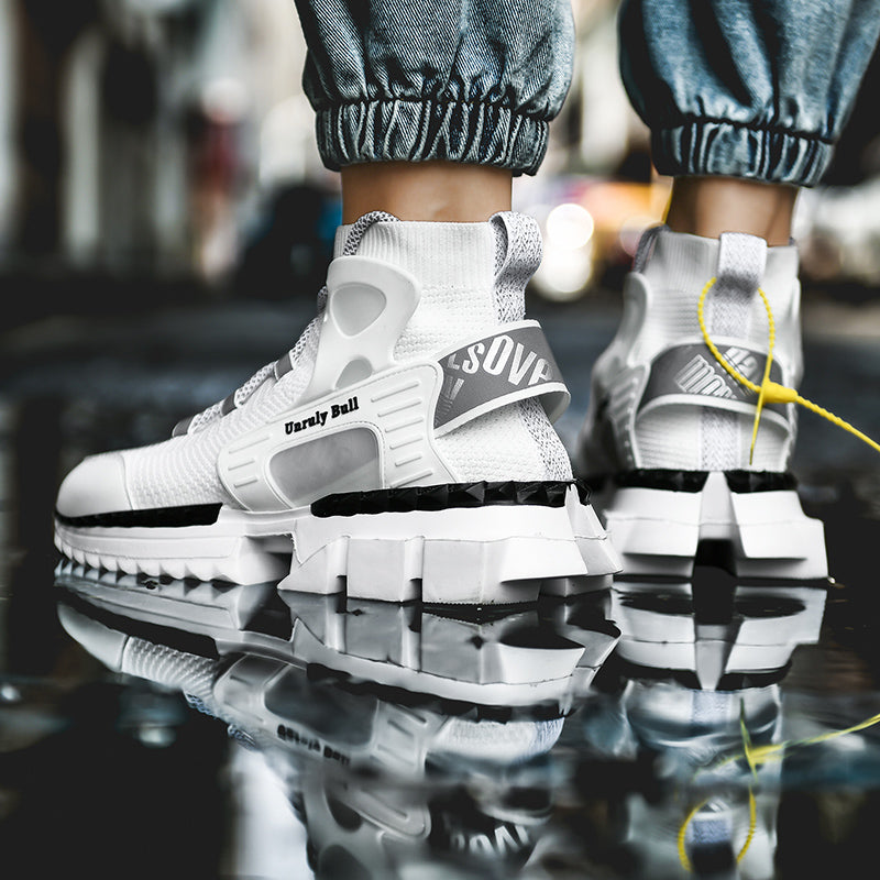 Lightweight Unruly Bull Sneaker