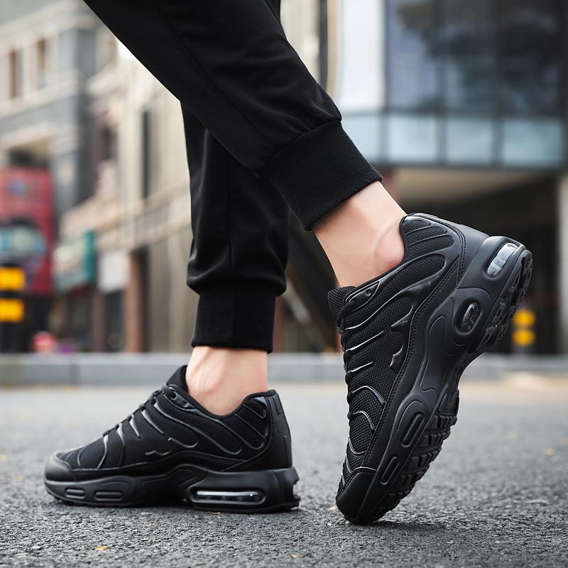 Casual Sports Runner Sneakers