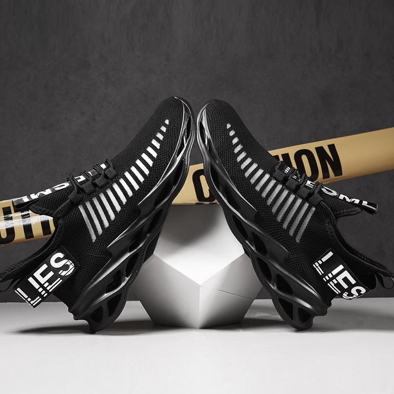 Phantom Blade D9 Sneaker