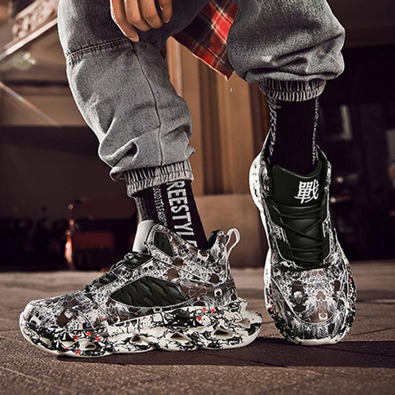 'Six-pulse Sword' Sneakers