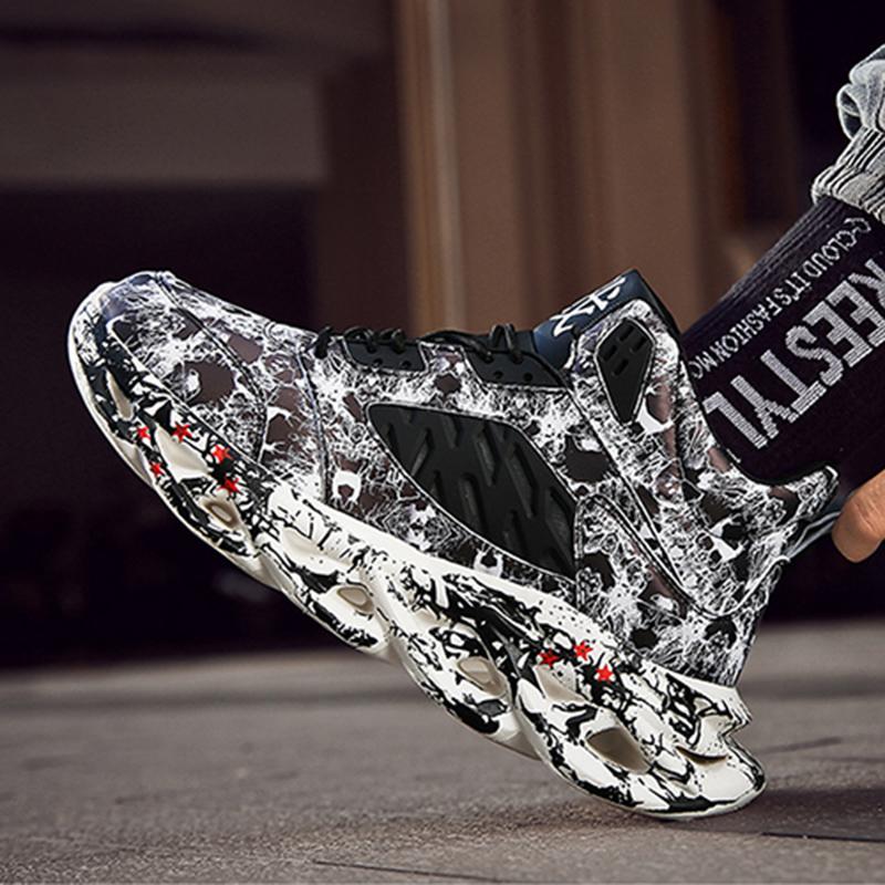 'Six-pulse Sword' Sneakers