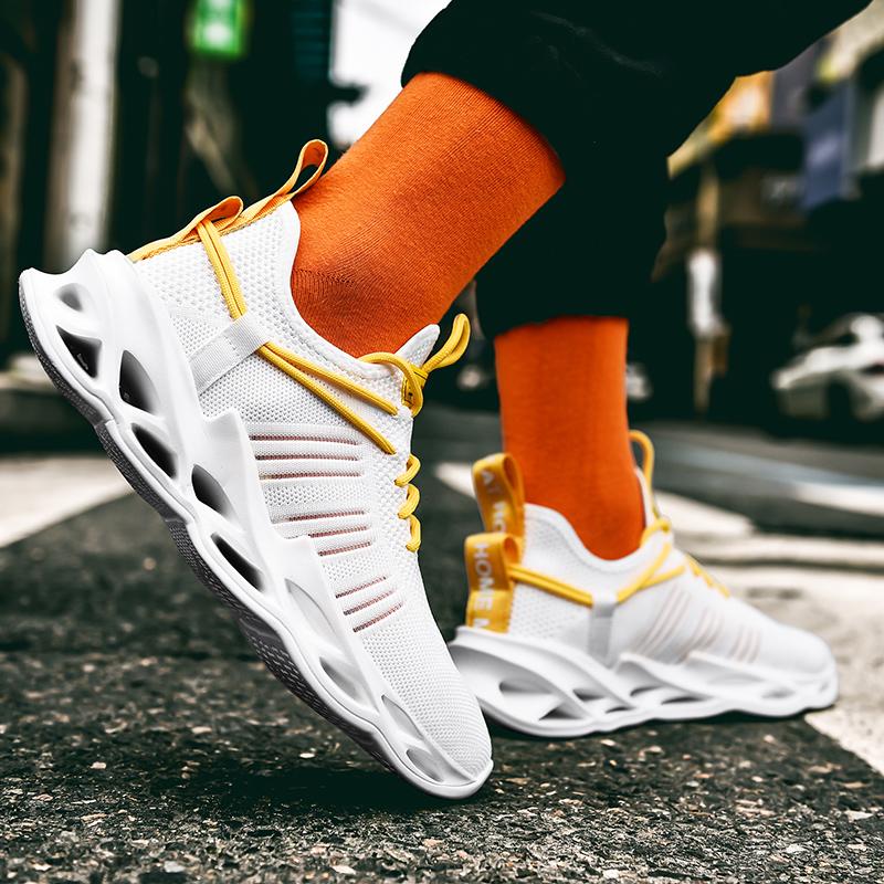 Phantom Blade D10 Lightweight Sneakers