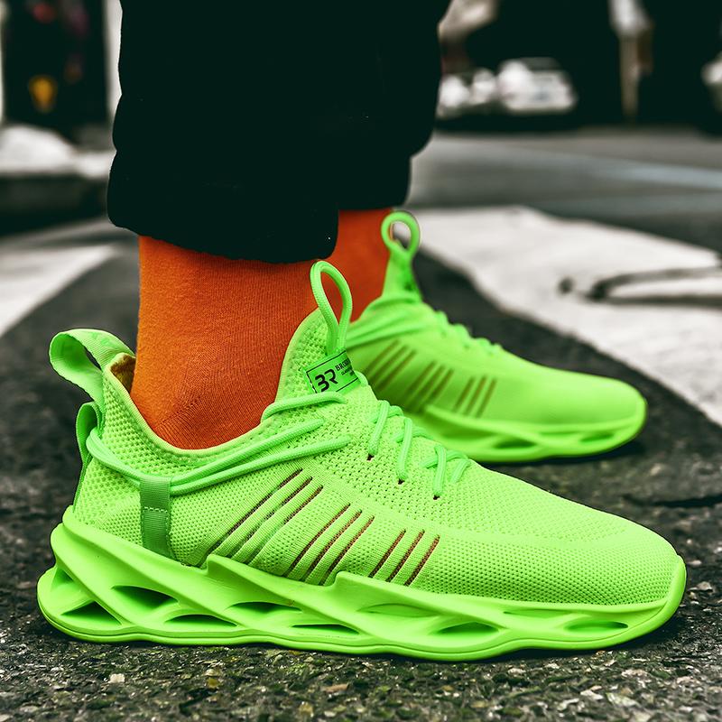 Phantom Blade D10 Lightweight Sneakers