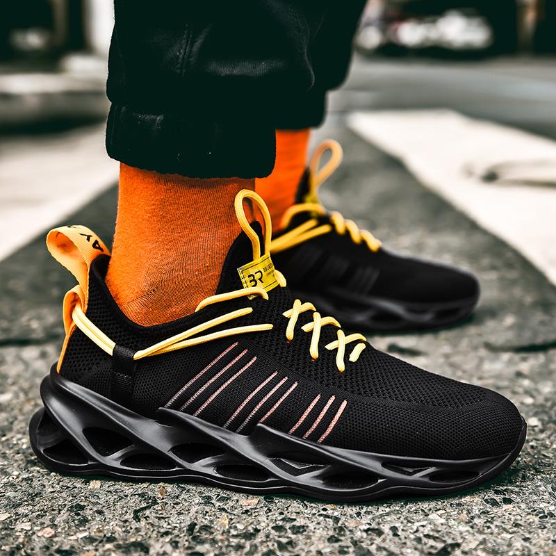 Phantom Blade D10 Lightweight Sneakers