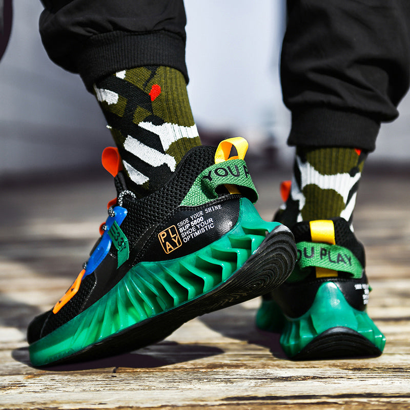 Men Young 33 Blade Sneaker