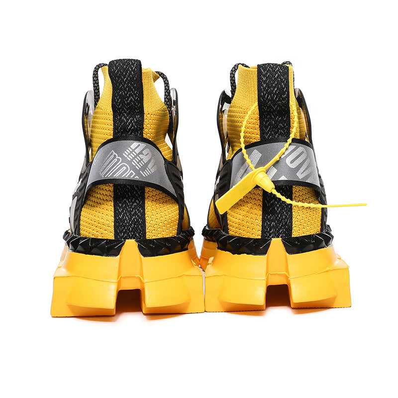 Lightweight Unruly Bull Sneaker