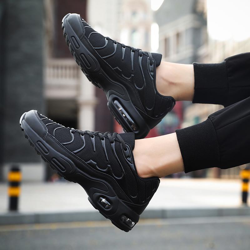 Casual Sports Runner Sneakers