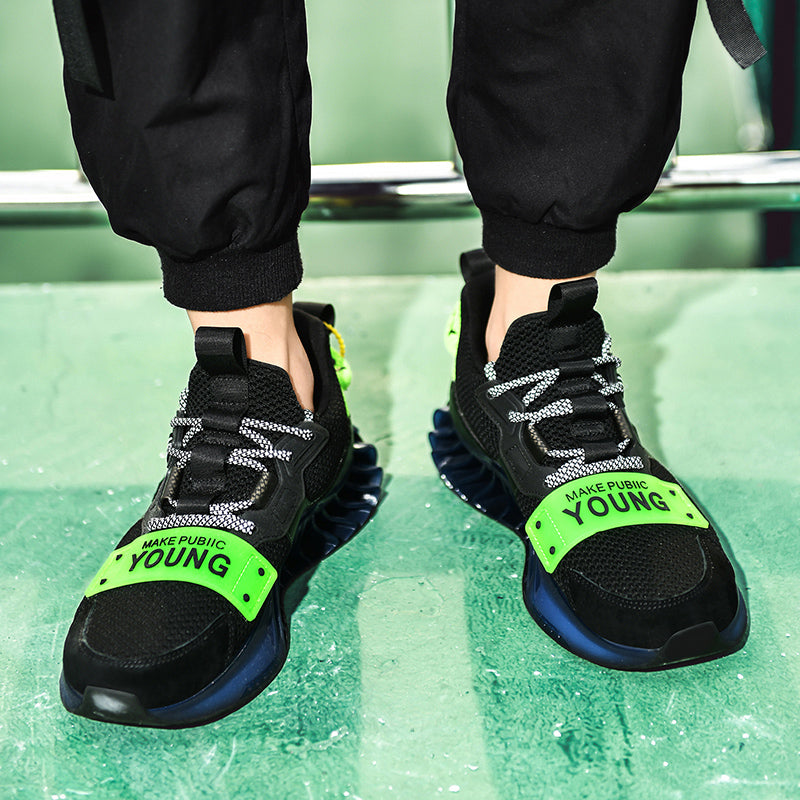 Men Young 33 Blade Sneaker